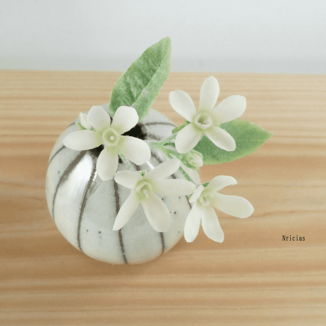 ホワイトスター  ２本 短い ✿クレイフラワーNO.H2-S2