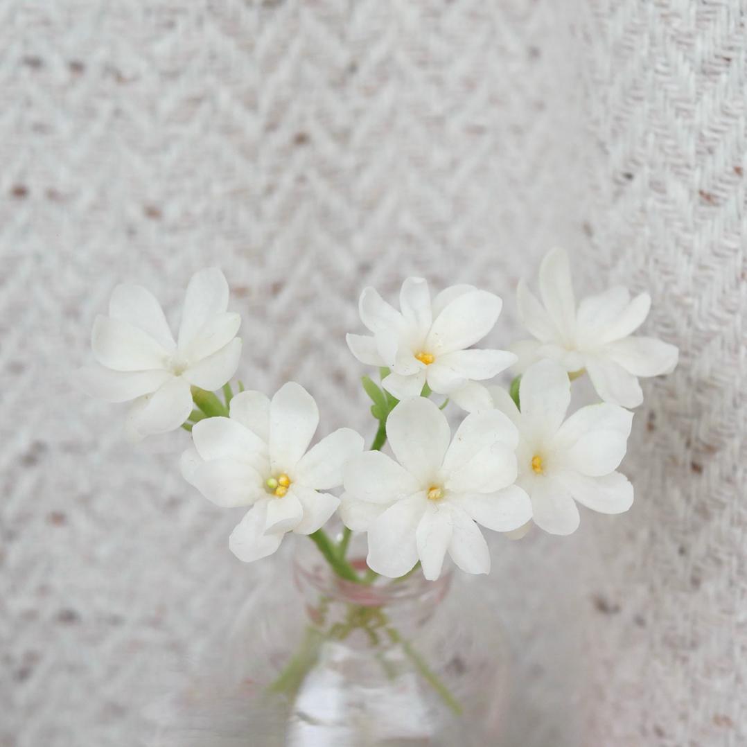 ジャスミン ✿クレイフラワー 直径約1.8cm NO.S15-31枚目の画像